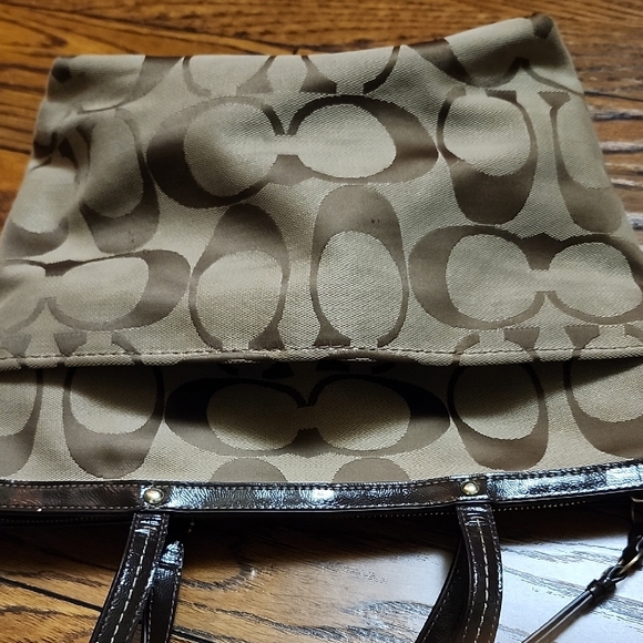 Coach Signature Zip Tote Gold/Tan/Brown Leather Trim | Like New - Picture 11 of 11